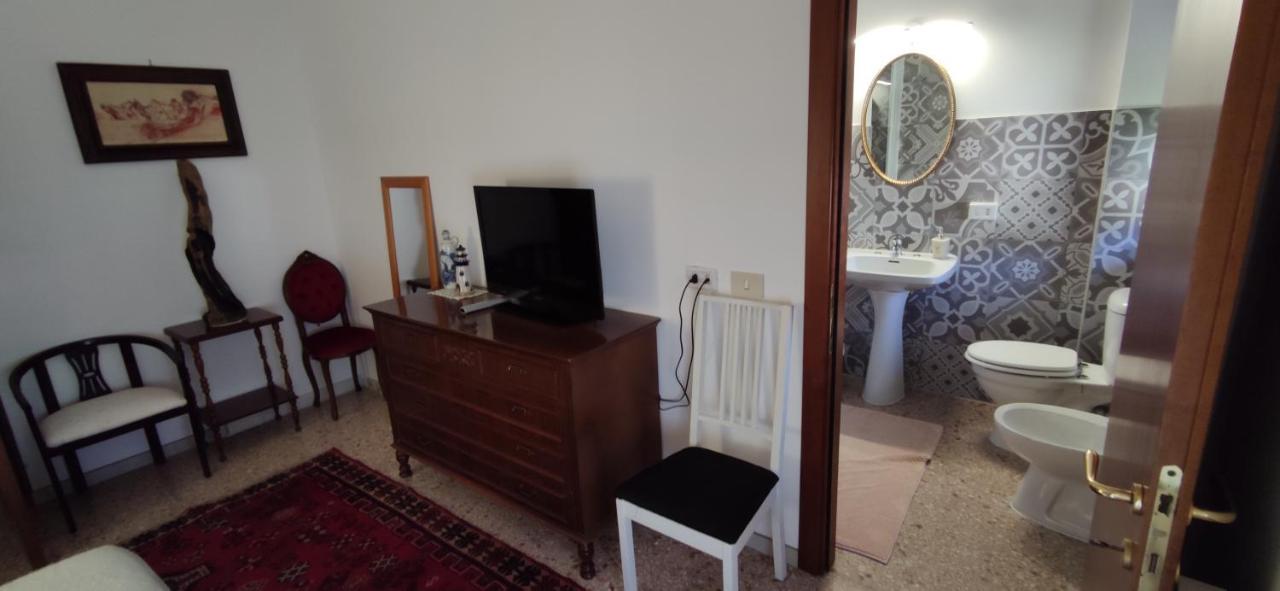 La Badia Del Cavaliere 2 Hotel โรม ภายนอก รูปภาพ
